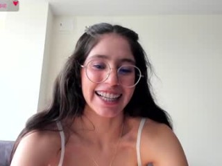 Username: Emma_sandovaal. Age: 19. Online: 2024-10-19. Bio: shy camgirl from Colombia. Speaking Español. Live sex show: striptease while she’s wearing panty live on cam