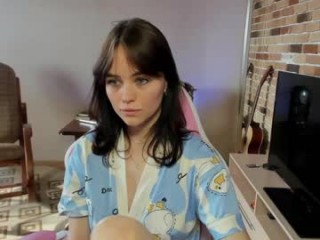 Username: Pisiss. Age: 18. Online: 2024-09-26. Bio: petite teen camcouple from Dreamland. Speaking English. Live sex show: squirting while she’s wearing panty during sex chat