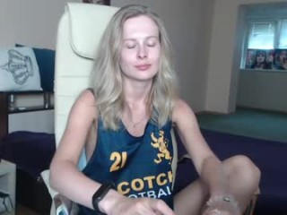 Username: Willyy_wonka. Age: 27. Online: 2024-08-18. Bio:   camgirl from Tom Burton's Universe. Speaking English. Live sex show: with a hairy pussy teasing it on a sex cam