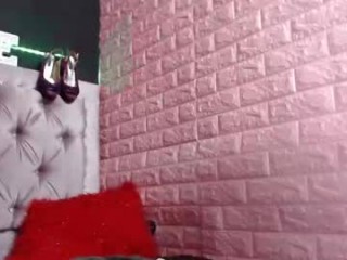 Username: Giannasabelle. Age: 42. Online: 2024-09-15. Bio: busty milf camgirl from In Your Dreams . Speaking Español. Live sex show: BDSM addict tortured live on webcam