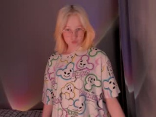 Username: Nancy_slark. Age: 18. Online: 2024-07-14. Bio: new teen camgirl from Latvia. Speaking Русский. Live sex show: striptease while she’s wearing panty live on cam