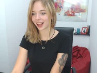 Username: Blonde_andcute. Age: 18. Online: 2020-12-04. Bio: beauty teen camgirl from Europe <3. Speaking English. Live sex show: intense sex cam XXX show with a beauty mature cam girl