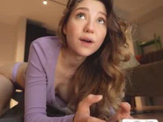 Username: Mia_elfie. Age: 20. Online: 2024-04-28. Bio: busty teen camgirl from Europe. Speaking English. Live sex show: covered in oil, looking sexy on an XXX sex cam
