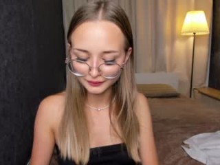 Username: Tiffanyhunt. Age: 18. Online: 2024-10-14. Bio: horny teen camgirl from Latvia, Riga. Speaking Русский. Live sex show: doggy-style fetish posing and fucking on sex cam