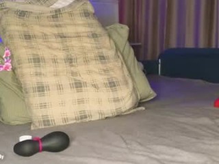 Username: Bellaward2. Age: 26. Online: 2024-10-16. Bio: petite camgirl from USA. Speaking English. Live sex show: sexy with small tits doing it all on sex cam 