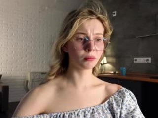 Username: Ellizabetta. Age: 18. Online: 2024-07-19. Bio: petite teen camgirl from I'm Your Neighbor. Speaking Русский. Live sex show: sexy with small tits doing it all on sex cam 