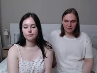 Username: Alice_and_jonathan. Age: 20. Online: 2024-10-19. Bio: funny young camcouple from Estonia. Speaking English. Live sex show: shy doing naughty things on a sex camera